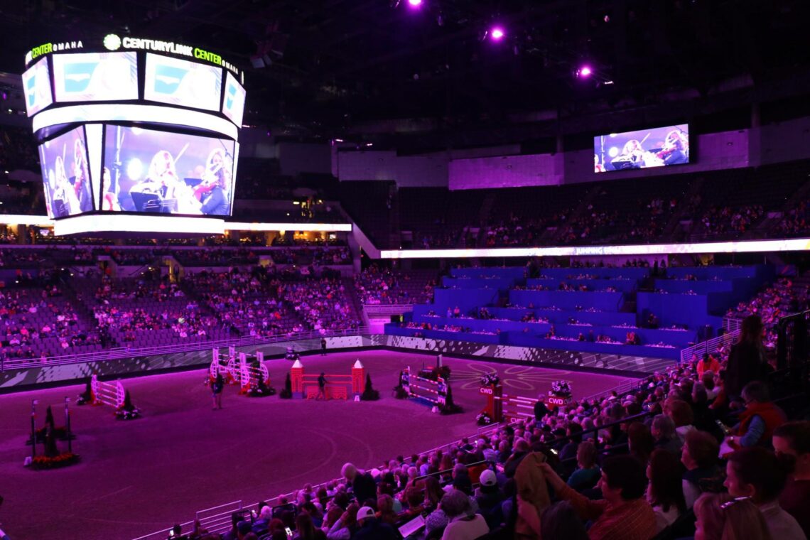 FEI FEI World Cup Finals Omaha Sonburst Communication